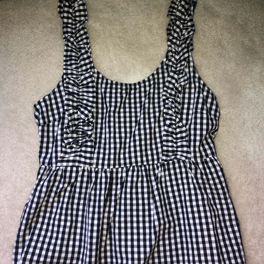 Black and white fit and flare tank top